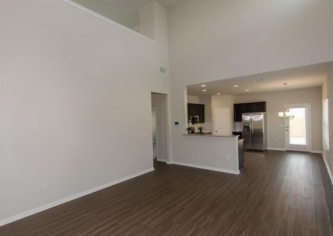 Building Photo - 308 Otto Ave
