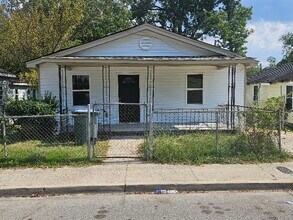 Building Photo - 2420 Elmwood Ave