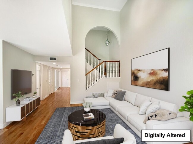 Building Photo - 285 Casitas Bulevar
