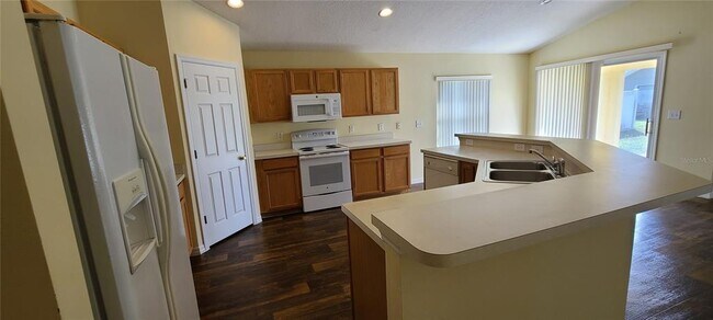 Building Photo - 3066 Eagle Crossing Dr