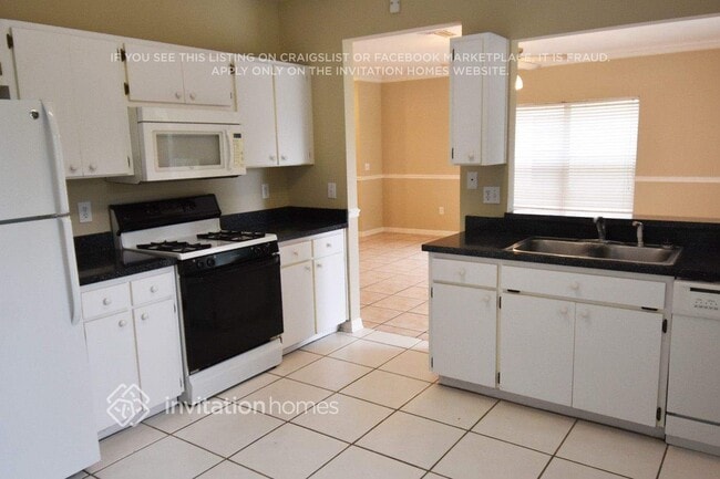 Building Photo - 2407 Sagemont Dr