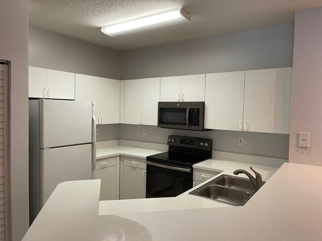 Foto del edificio - 510 Florida Club Blvd