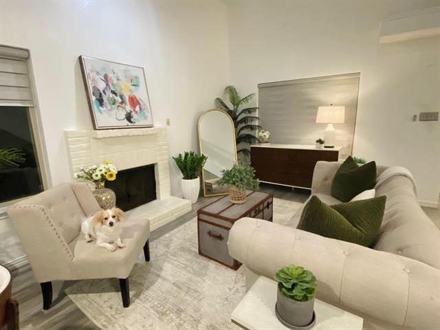 Foto del edificio - 14151 Montfort Dr