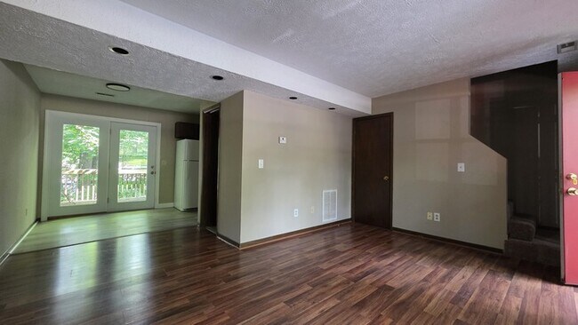 Foto del edificio - Townhouse in Smoketree Apartments