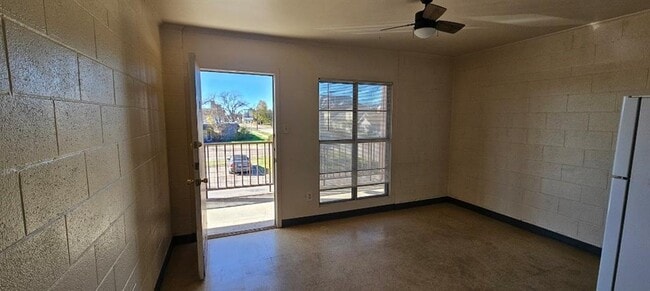 Building Photo - 428 Coleman St