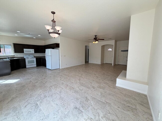 Foto del edificio - 4613 Bay Cir
