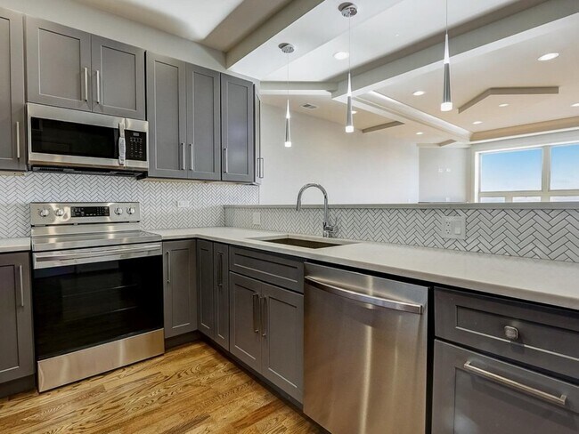 Foto del edificio - 6456 S Woodlawn Ave