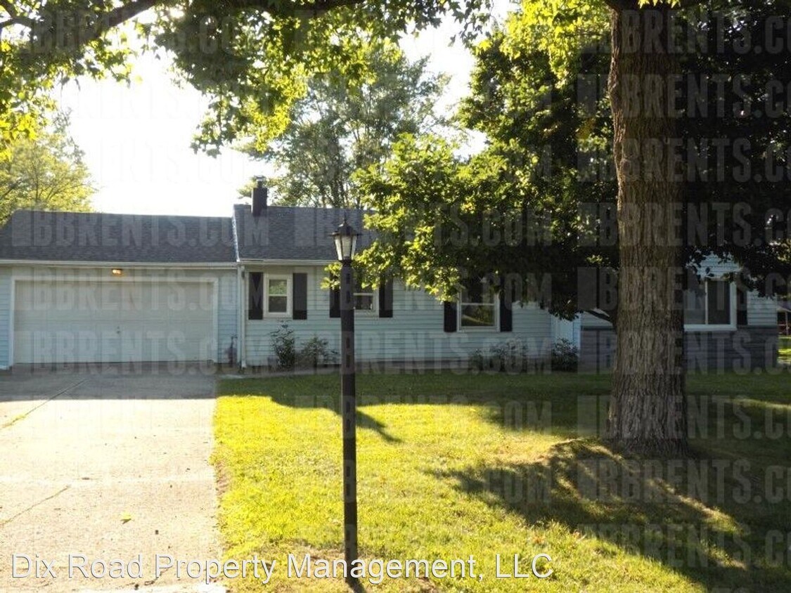 Foto principal - 3 br, 1 bath House - 1833 North Longview S...