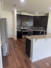 Building Photo - 12248 Woodview Dr