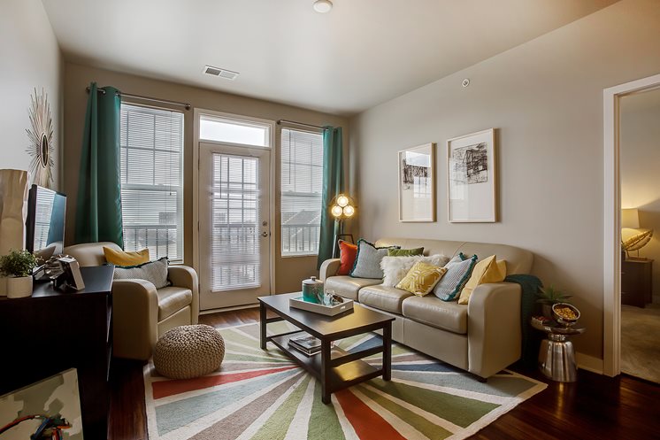 Foto principal - 2303 Chester Ave