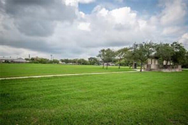 Foto del edificio - 4.2 Centrally located-2 living spaces-over...