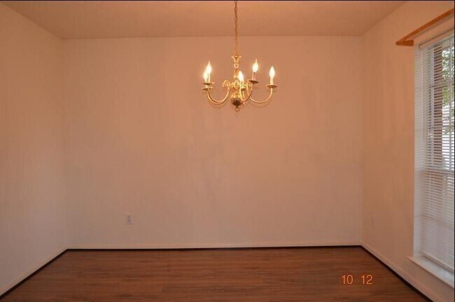 Foto del edificio - 4418 W Thunderwood Cir