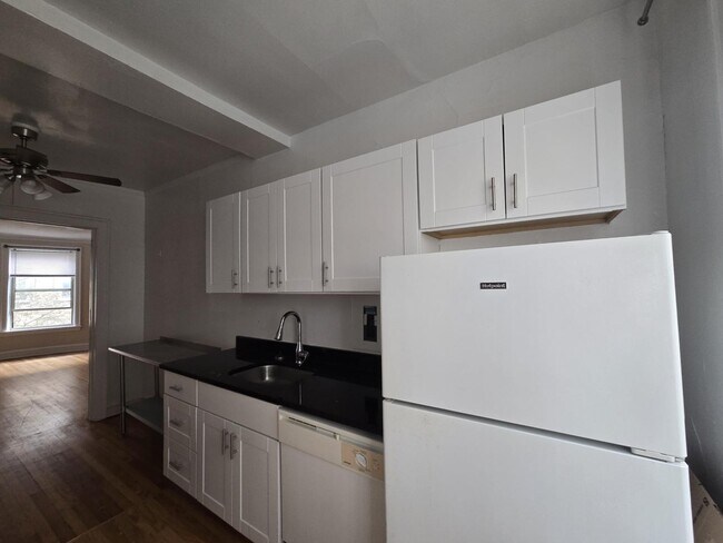 Photo - 907 Elmwood Avenue #D1 Apartment