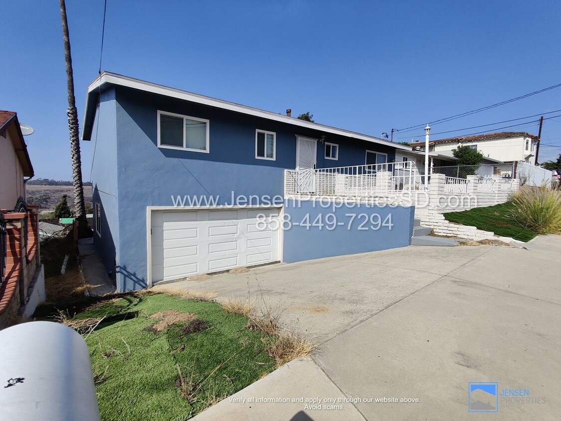 Foto principal - 3BR/2BA RENOVATED HOME w/ BEAUTIFUL VIEW, ...