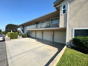 Building Photo - 12523 Floral Dr