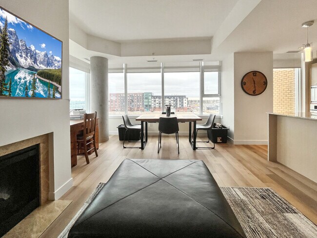 Photo du bâtiment - 2510-2109 109 St NW