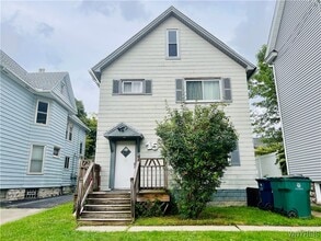 Building Photo - 15 Abbottsford Pl