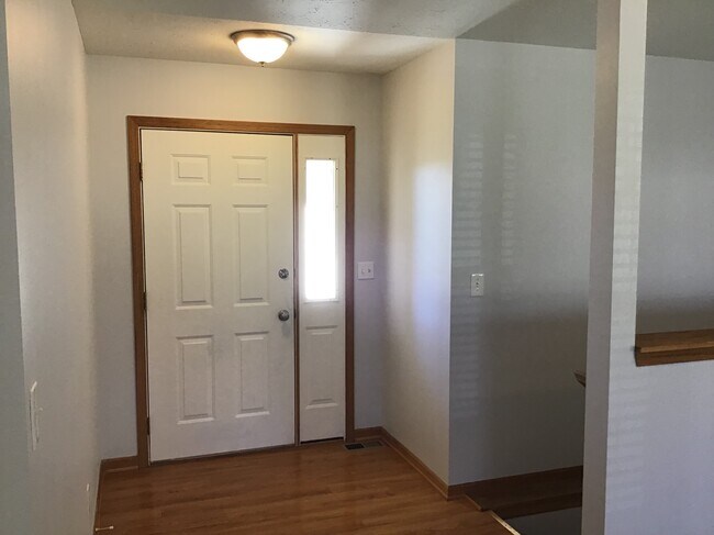 Foto del edificio - 201 Rochester Road NE