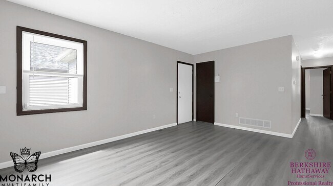 Building Photo - 1688-1690 High Tower Dr
