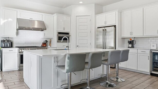Foto del edificio - 4221 W Carmen St