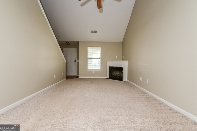 Foto del edificio - 253 Lossie Ln