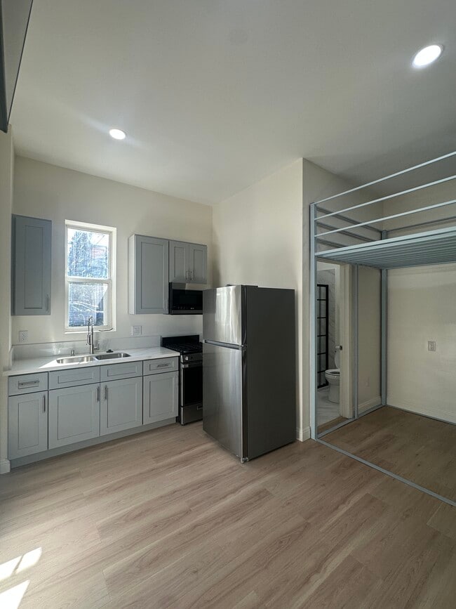 Foto del edificio - 1223 Elden Ave