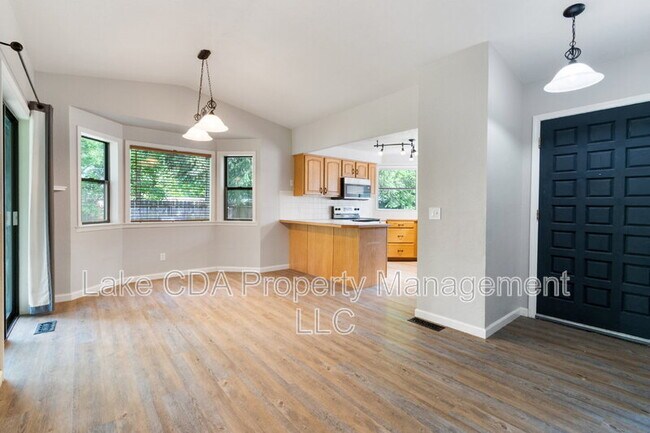 Building Photo - 13079 N Westwood Dr
