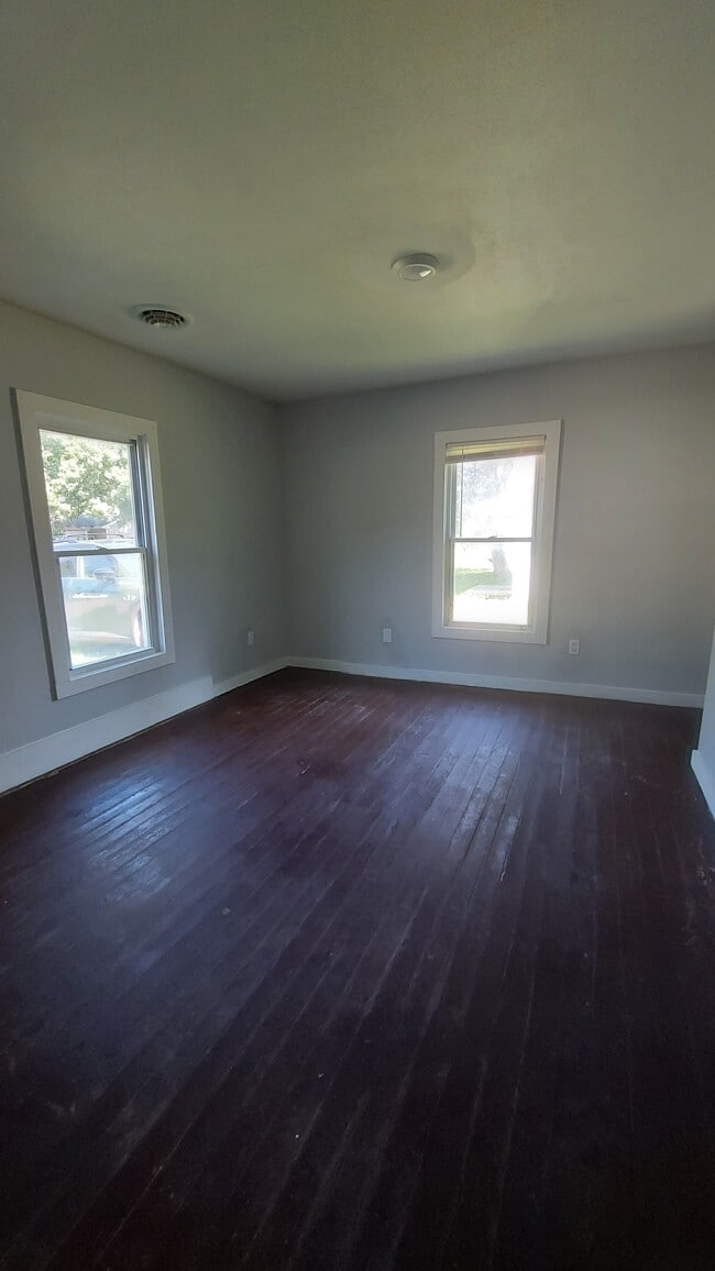 Foto del edificio - 1502 N Olive St