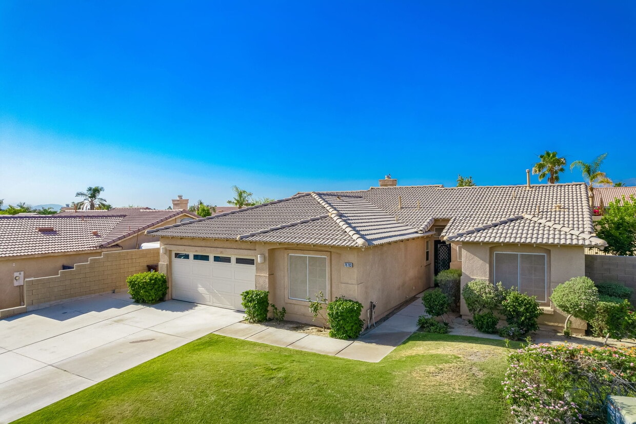 Primary Photo - 79783 Independence Way