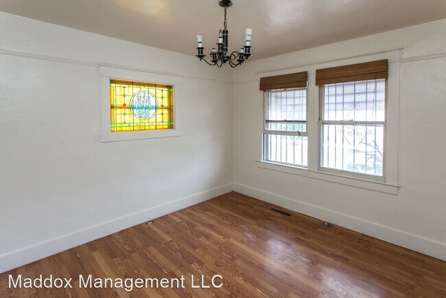 Building Photo - 1 br, 1 bath House - 121 Elm Street NE