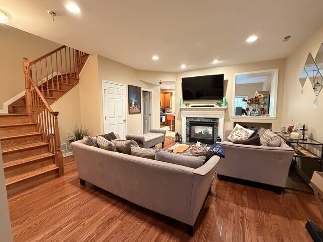 Sala de estar - 128 Jackson Ave