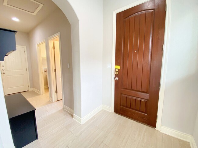 Foto del edificio - 414 Field Corn Ln