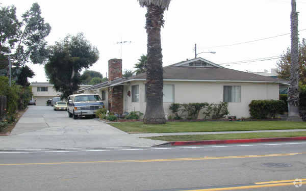 Building Photo - 279 W Wilson St