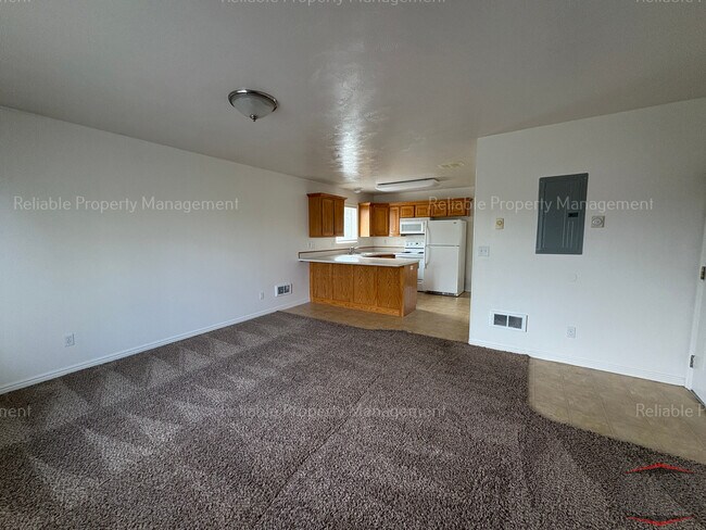 Foto del edificio - 3124 E Chasewood Dr