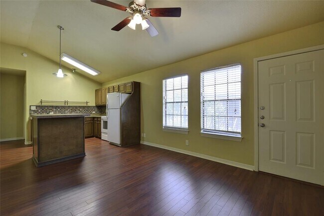 Foto del edificio - 2216 San Gabriel St