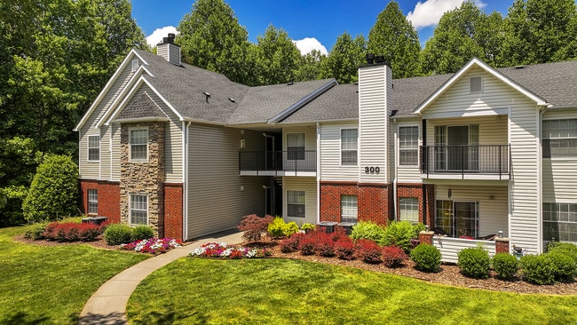 Crowne Park - Crowne Park Apartments