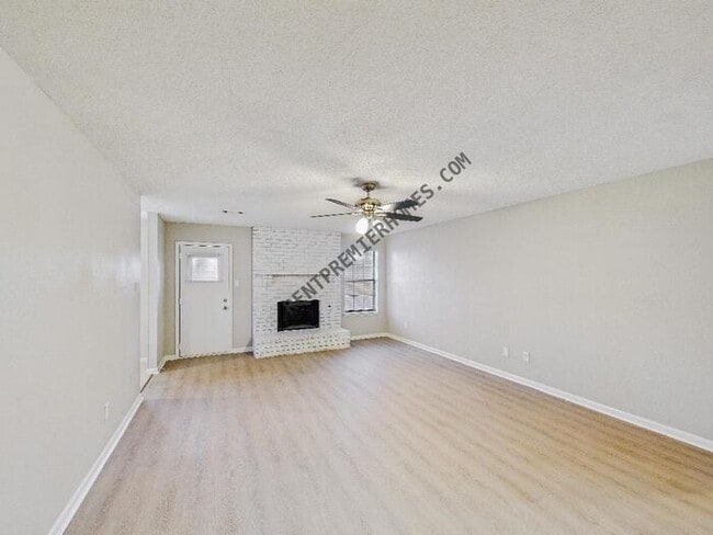 Foto del edificio - 509 Gamble Rd