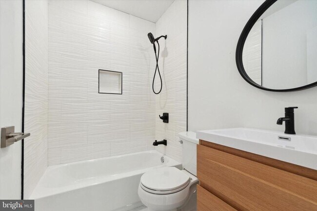 Foto del edificio - 673 N Preston St