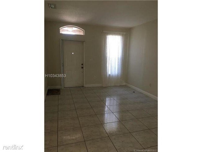 Building Photo - 118 Riverwalk Cir