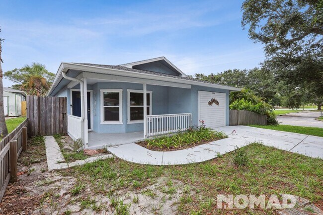 Foto del edificio - Charming 3BR House in Clearwater