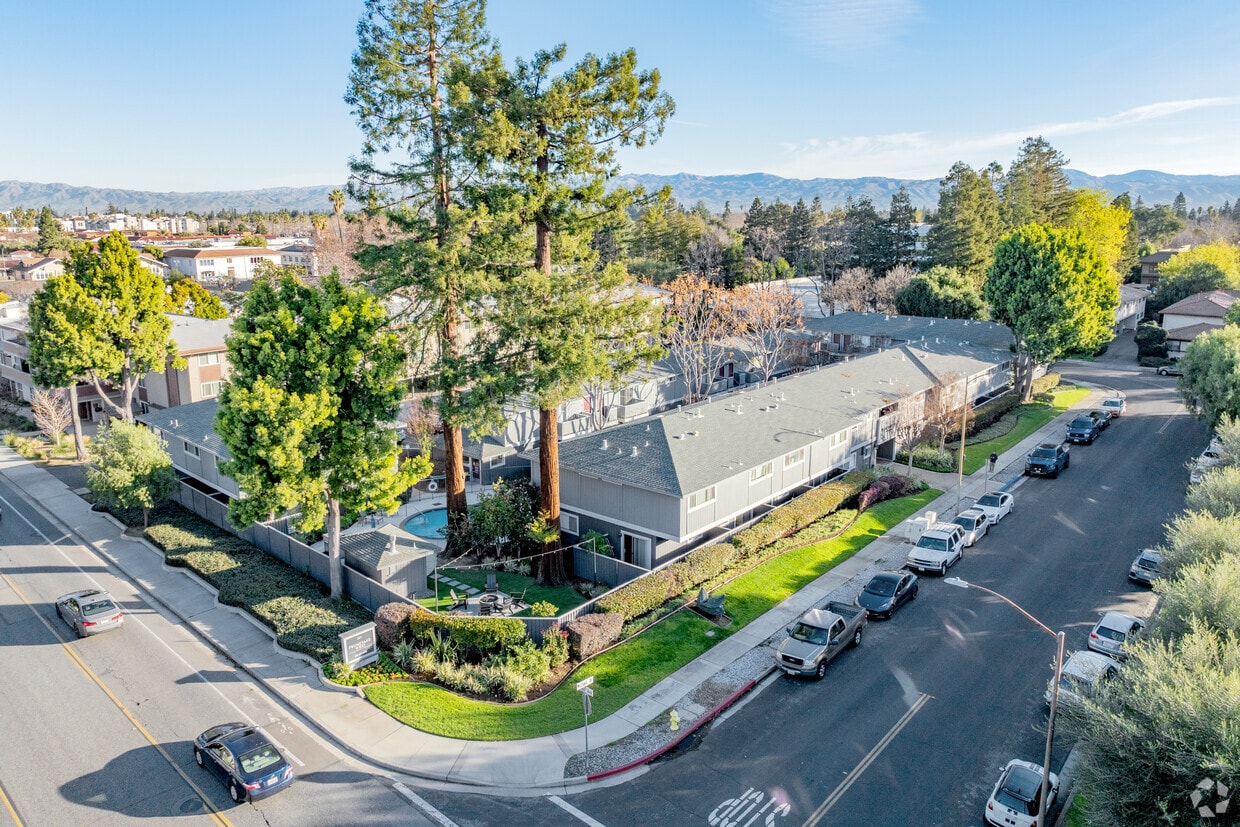 Foto principal - Pruneyard West