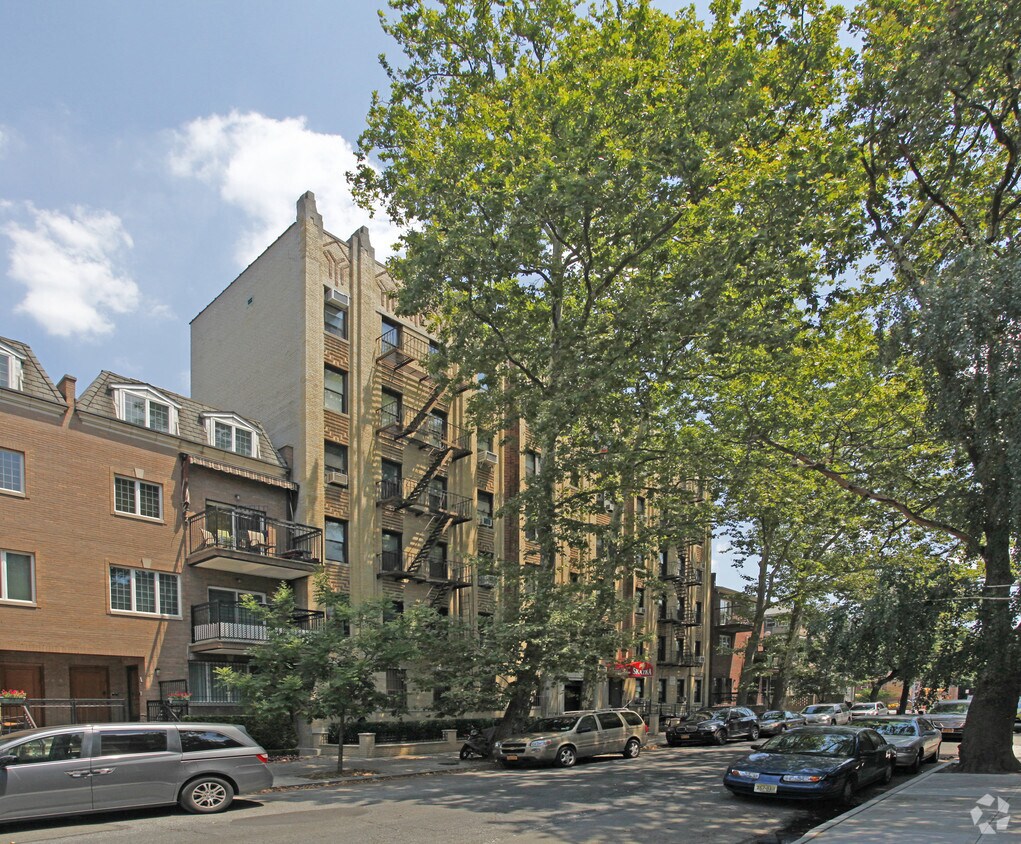 Building Photo - Natoma Apts.
