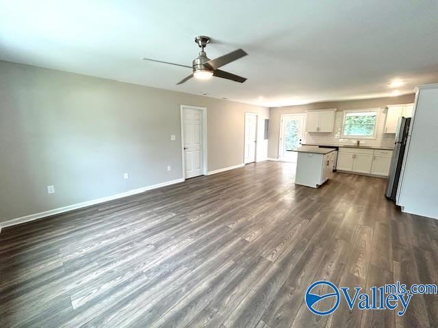 Foto del edificio - 6024 Normal Heights Cir NW