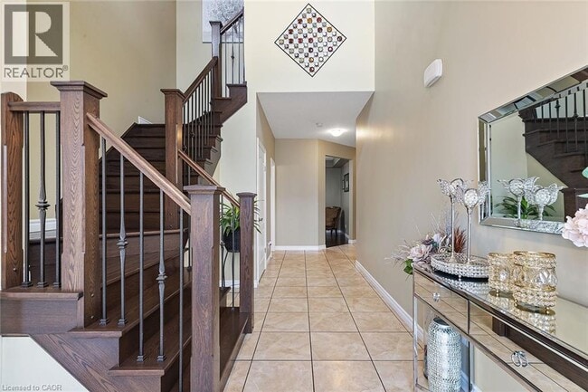 Building Photo - 113 Couling Crescent