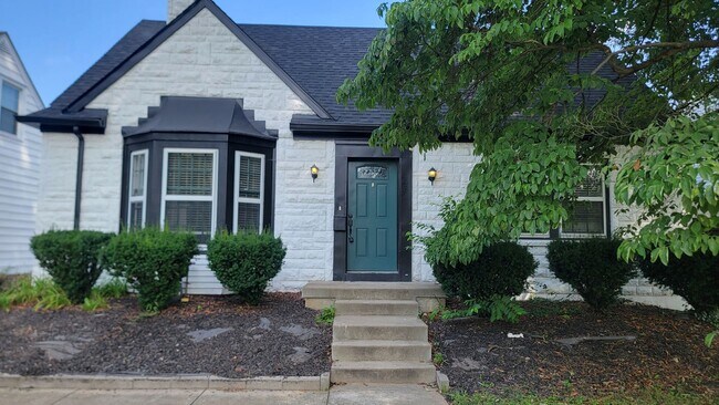 Foto del edificio - 4305 Briarwood Rd