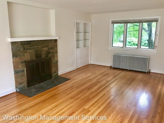 Foto del edificio - 3 br, 1.5 bath House - 8905 Flower Ave.