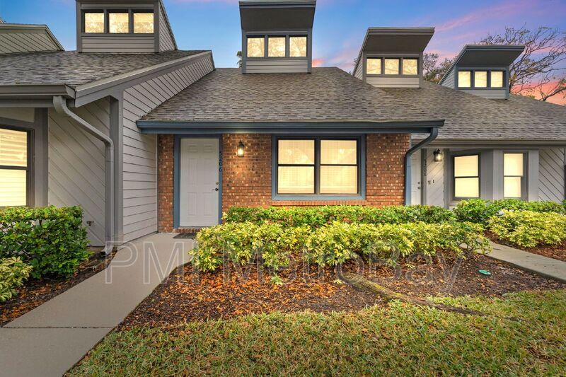 Foto principal - 5206 Pine Mill Ct