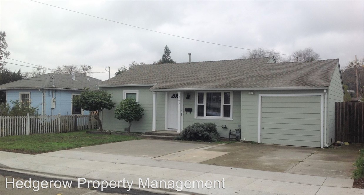 Primary Photo - 2 br, 1 bath House - 2793 Kilburn Avenue