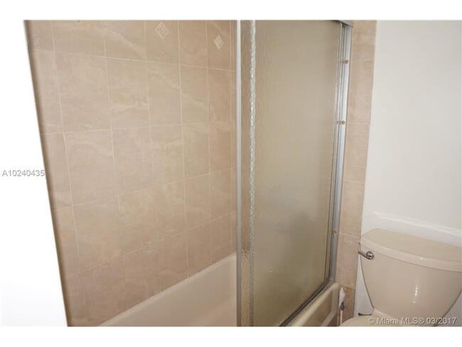 Building Photo - 252 Jefferson Ave