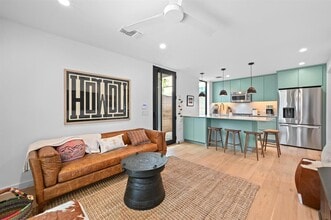 Building Photo - 1709 Willow St